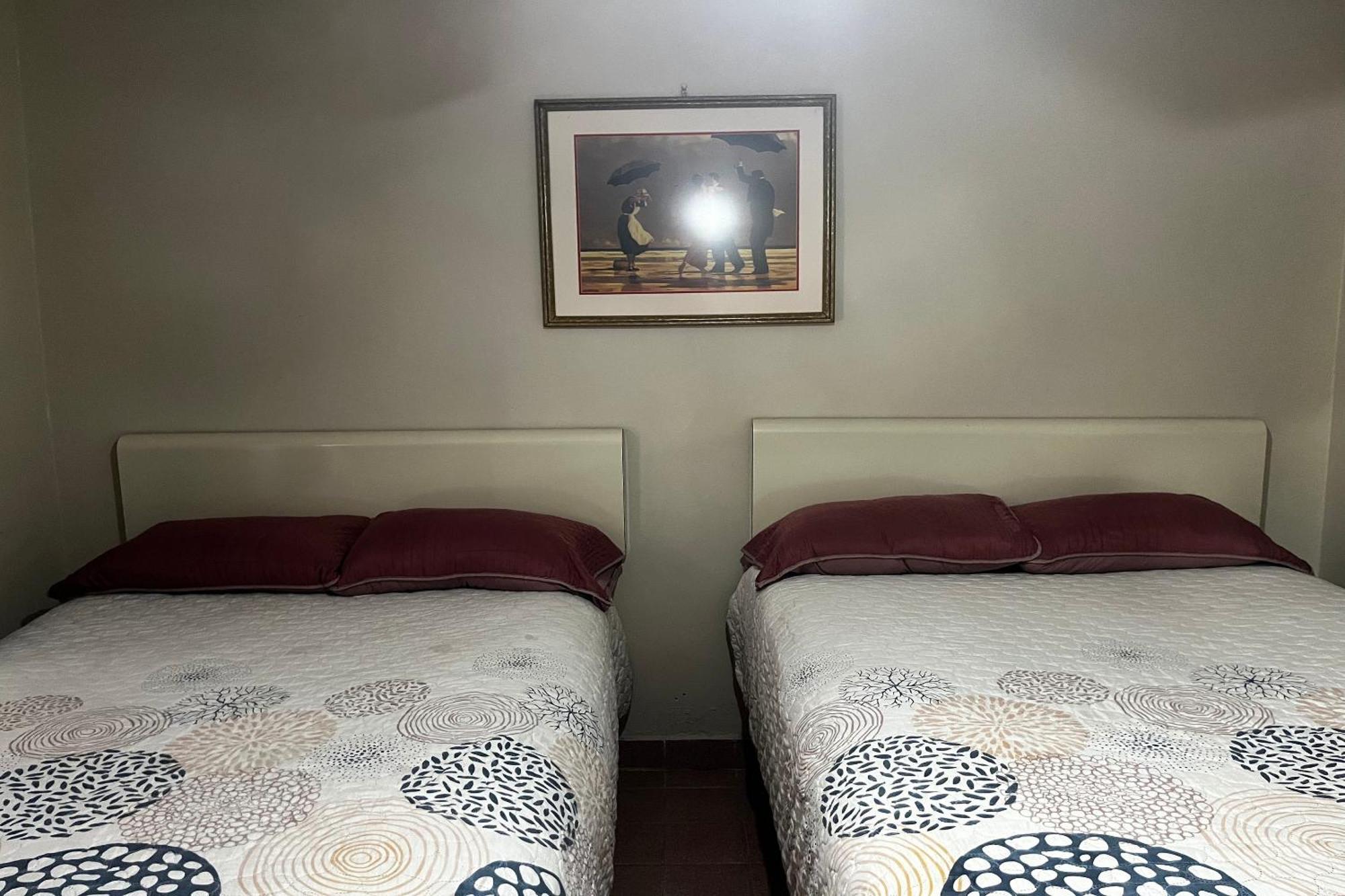 Oyo Hotel Linda 提华纳 外观 照片